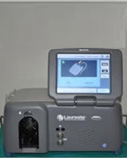 Laureate phaco machine